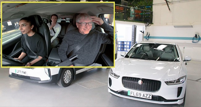 بيل غيتس يوثق بالفيديو رحلته بسيارة ذاتية القيادة في لندن