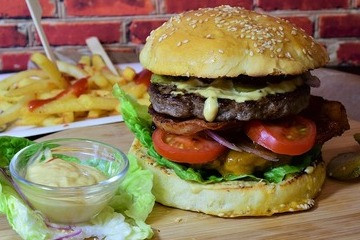 أخيرا اكتشفوا السر وراء "الجوع المفرط".. تجنب هذا الخطأ الشائع في حياتك